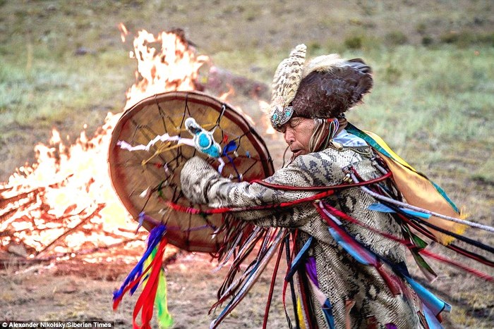 shaman_teleutov.jpg